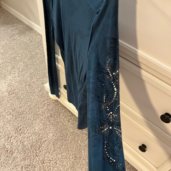 Miss Me long sleeve ribbed t-shirt with embellishments. Size large. - Picture 3 of 3